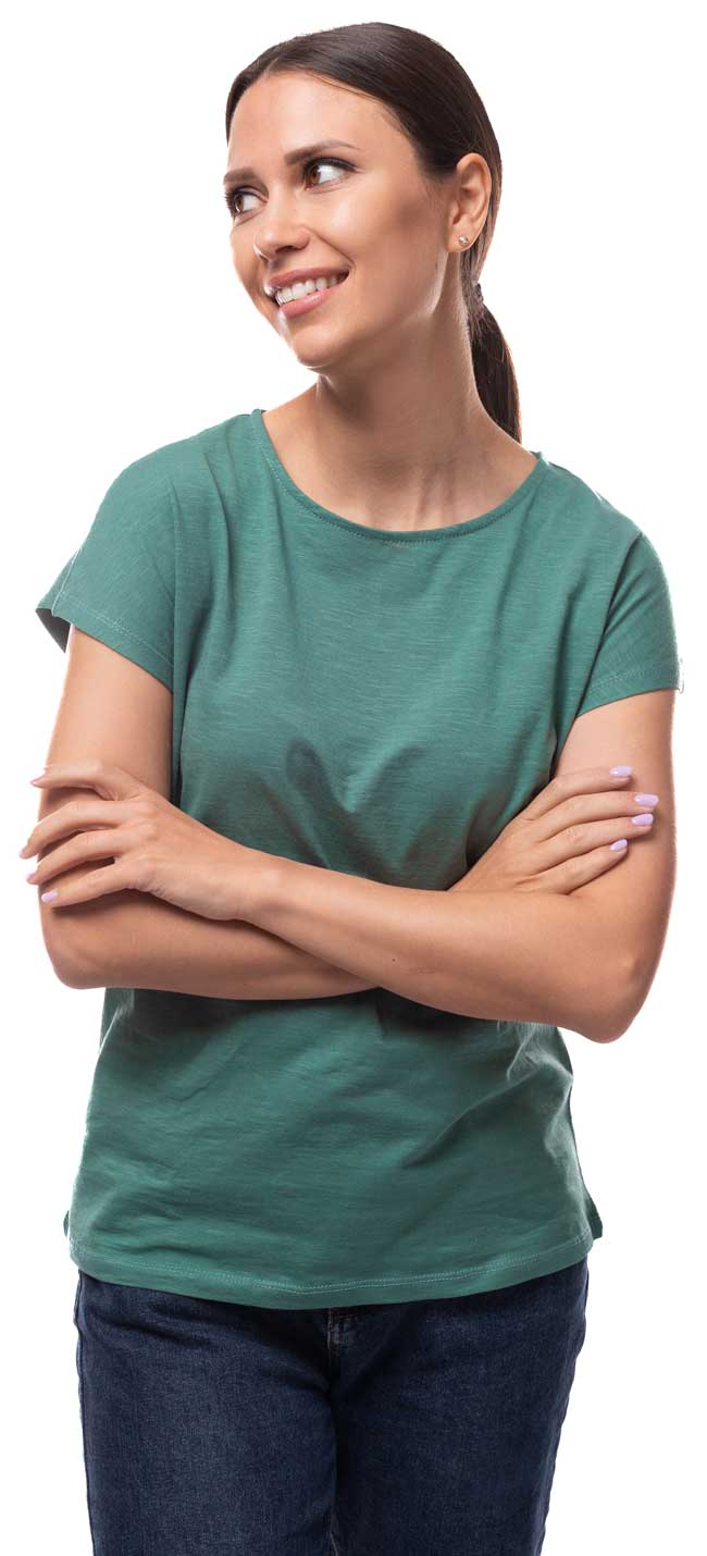 lady w arms crossed